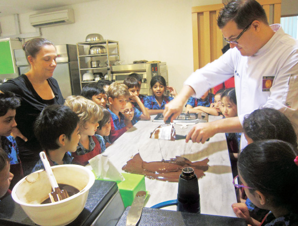 为糕点师的烘焙技术教室提供支援HARALD（巴西）