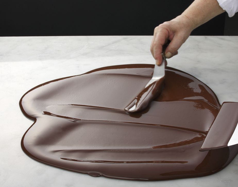 Tempering process to make beautiful chocolate